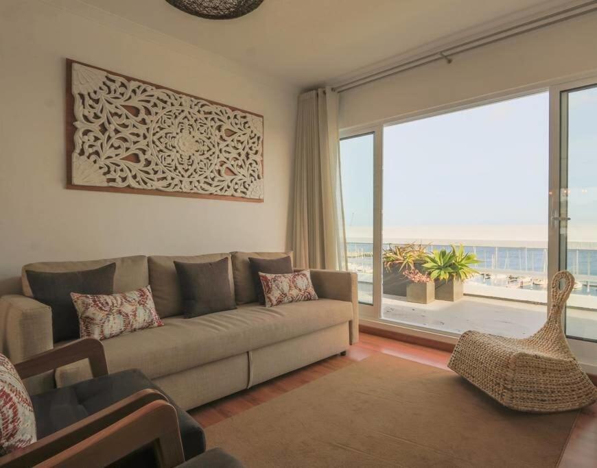 Guestready - Marina View Top Floor With Terrace Ponta Delgada Kültér fotó