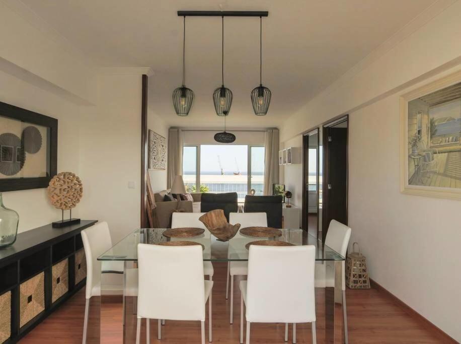 Guestready - Marina View Top Floor With Terrace Ponta Delgada Kültér fotó